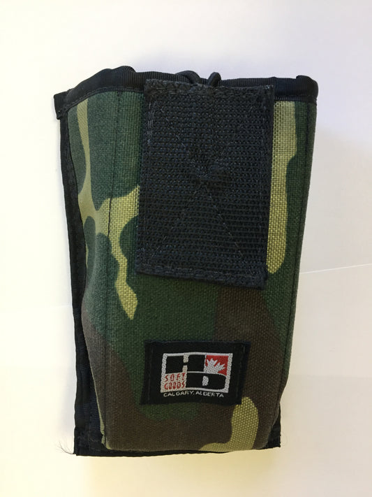 Camouflage radio pouch